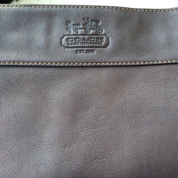 Coach Zoe Full Grain Cowhide Leather Hobo Deep Chocolate Brown Brass Hardware - Picture 3 of 14